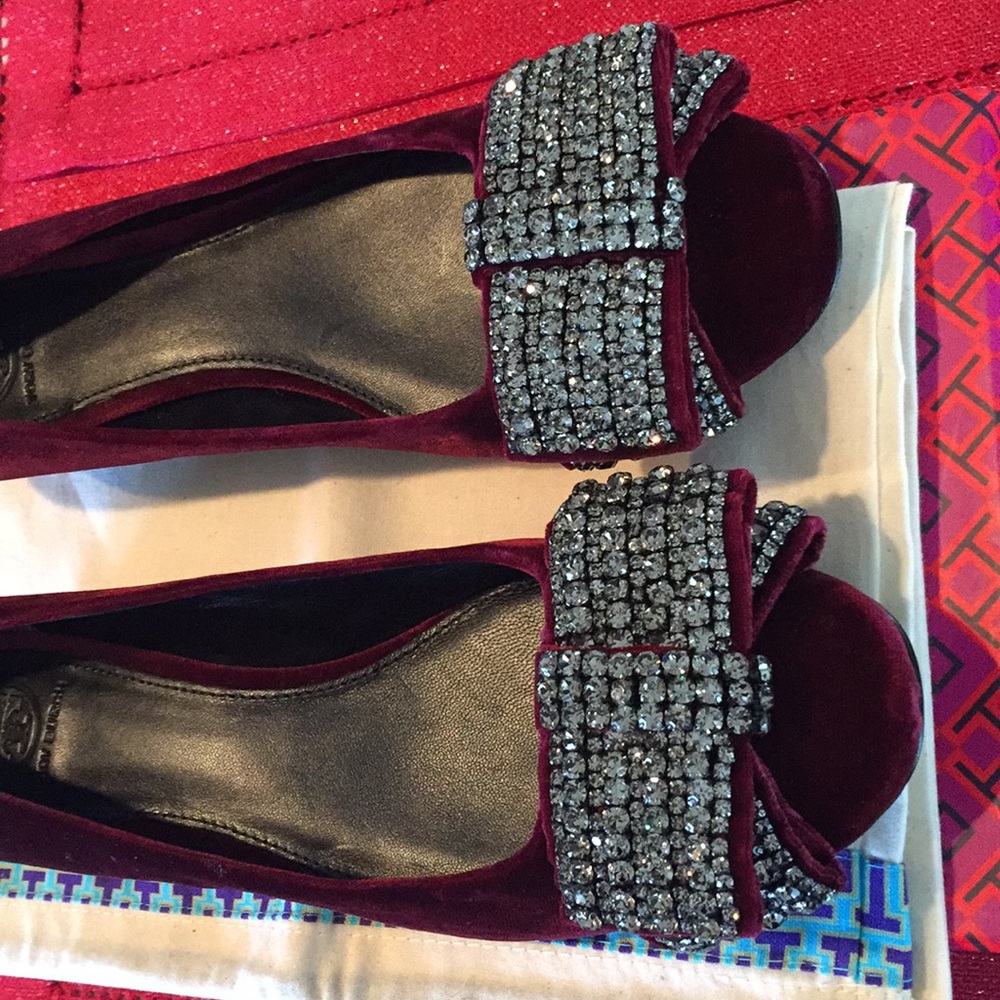 Tory Burch Sparkling Crystal Encrusted Velvet Shoes Never Used - Picture 6 of 8